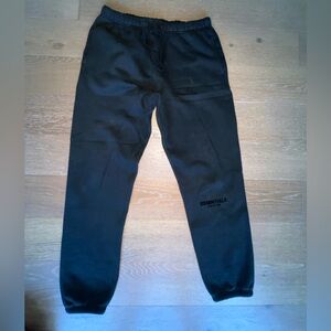 Fear of God Essentials Summer Core Sweatpant 'Black